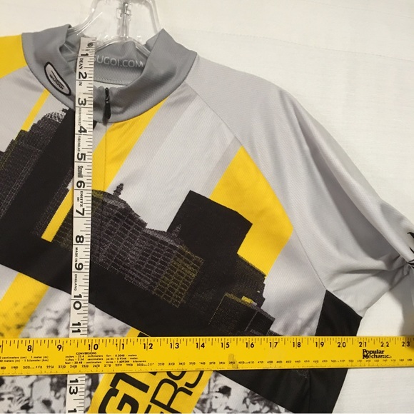 SUGOI Cycling Jersey 1/4 Zip LG Black yellow gray white. EUC Like New - Picture 9 of 13